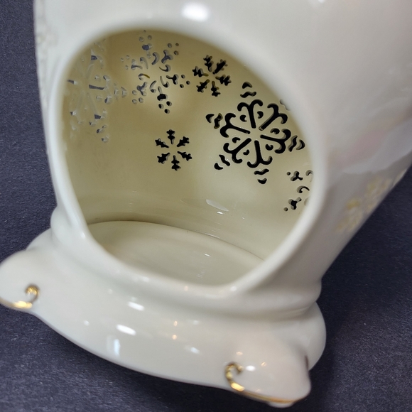 Yankee Candle Snowflake Wax WARMER Cream Cut Outs Gold Trim 5" Tealight - Picture 12 of 15